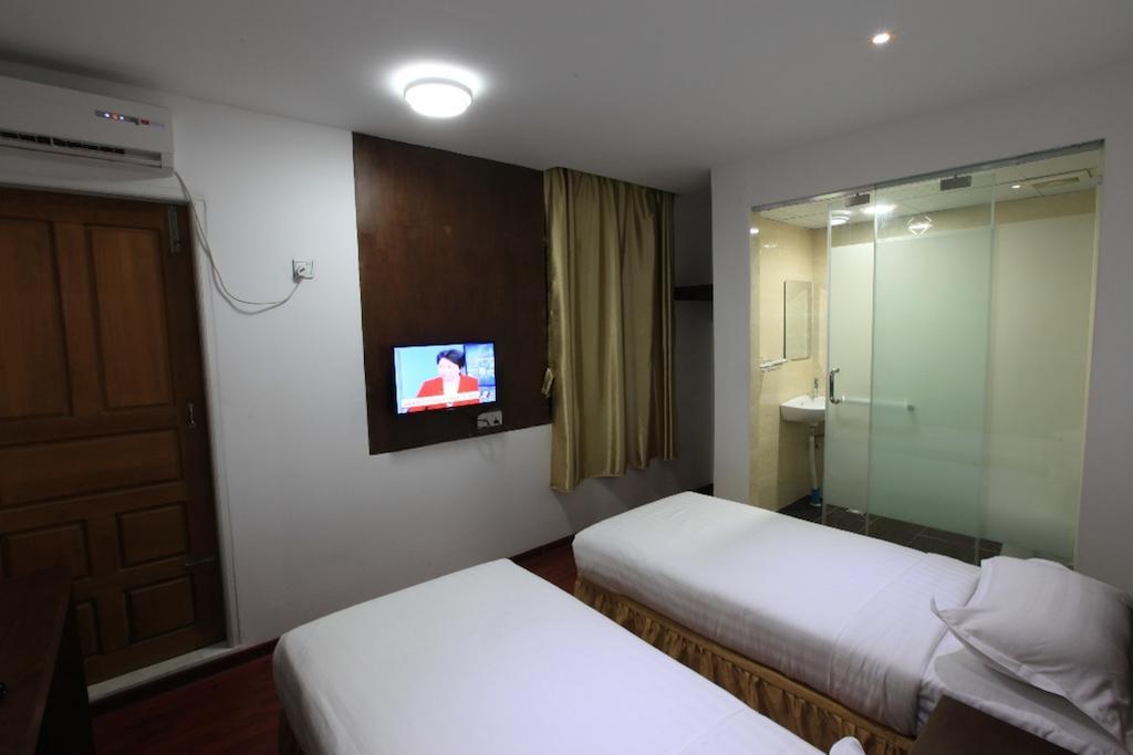 Yangon Regency Hotel Bagian luar foto