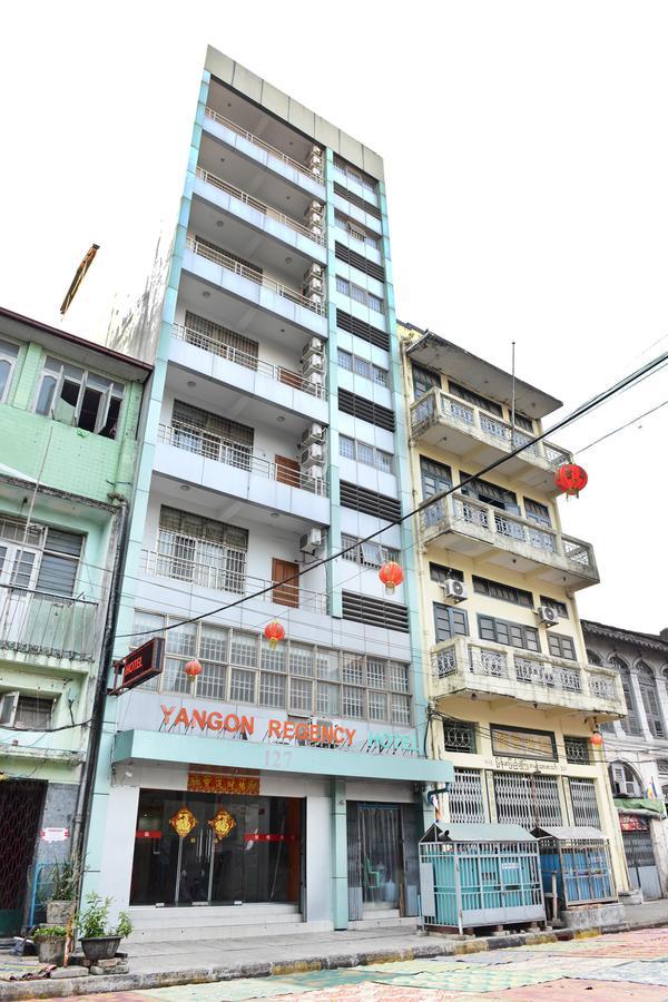 Yangon Regency Hotel Bagian luar foto