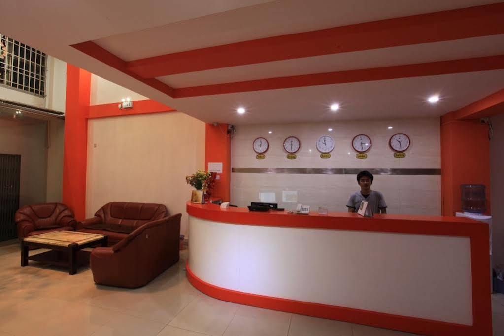 Yangon Regency Hotel Bagian luar foto